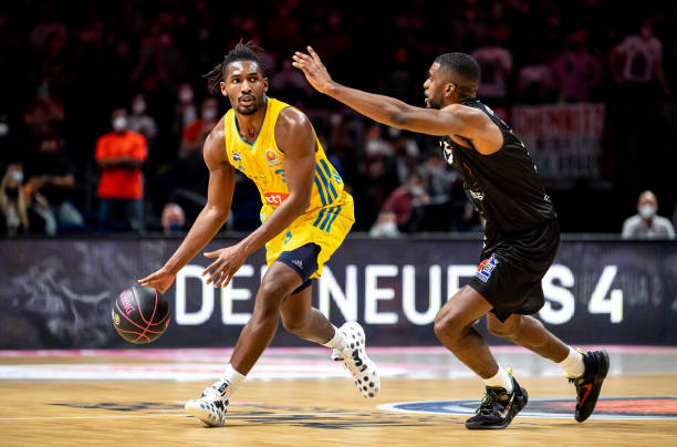 为捧起冠军 为捧起冠军